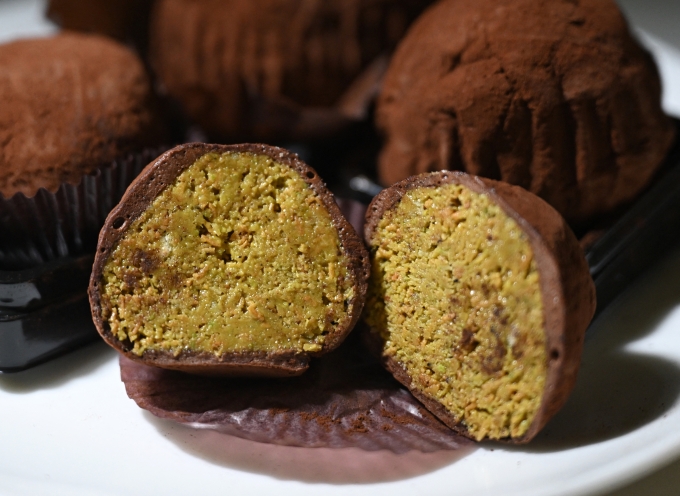 Dujjonku, bánh quy kiểu Dubai, bày bán trong một tiệm bánh ở Seoul ngày 20/1. Ảnh: AFP