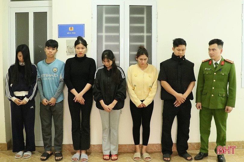 Phát hiện 500 người chuyển khoản tổng cộng 3 tỷ đồng vào phiên livestream của 6 thanh niên SN 1998-2004: Công an dùng nhiều biện pháp nghiệp vụ vào cuộc- Ảnh 1.