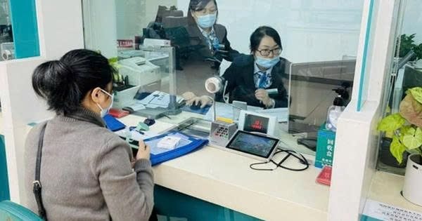 Công an phát cảnh báo nóng đến người gửi tiền tiết kiệm- Ảnh 1.