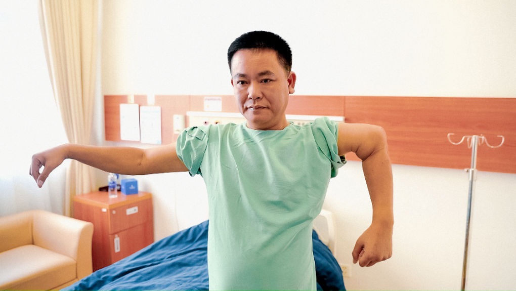 Công nghệ in 3D thay khớp giúp bệnh nhân thoát cảnh khuỷu tay biến dạng 27 năm - 1