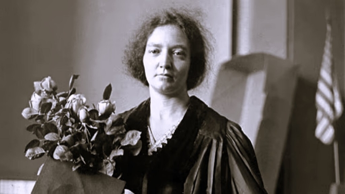 Irène Joliot-Curie. Ảnh: Vox Meditantis.