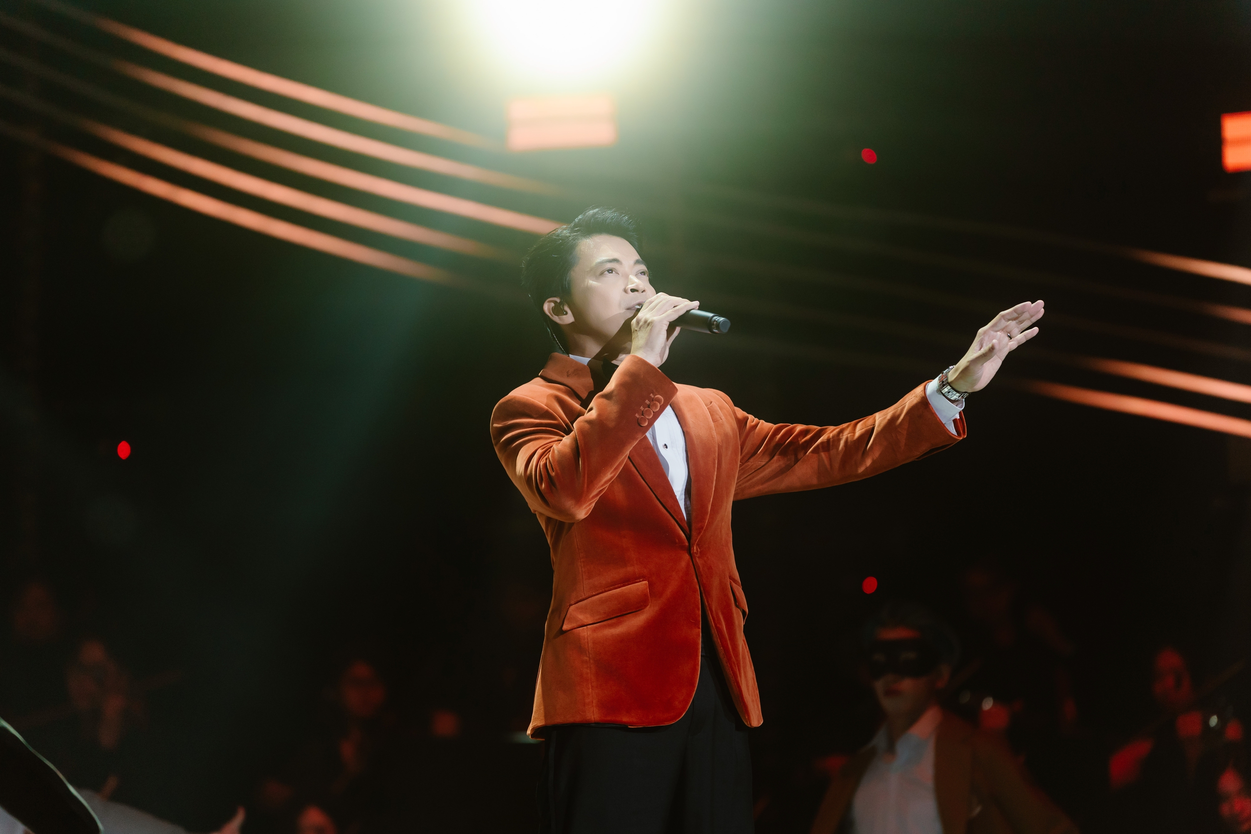 Lân Nhã: Cuộc sống của mình, nếu giữ được cho riêng tư thì vẫn tốt hơn- Ảnh 2. Lân Nhã: Cuộc sống của mình, nếu giữ được cho riêng tư thì vẫn tốt hơn- Ảnh 2.