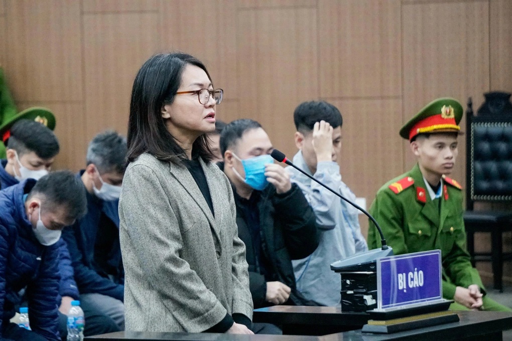 Cựu Cục trưởng Trần Việt Nga và cuộc đối đầu lời khai tại tòa - 1