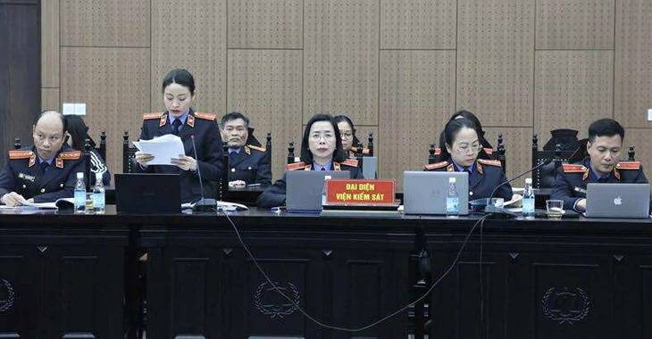 Cựu Cục trưởng 'không biết sai ở đâu', Viện kiểm sát chỉ rõ sai phạm trong vụ hối lộ hơn 100 tỉ - Ảnh 1.