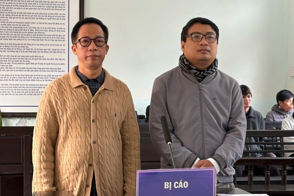 Cựu Giám đốc Đại học Huế bị cáo buộc chiếm đoạt hơn 3 tỷ đồng - 1