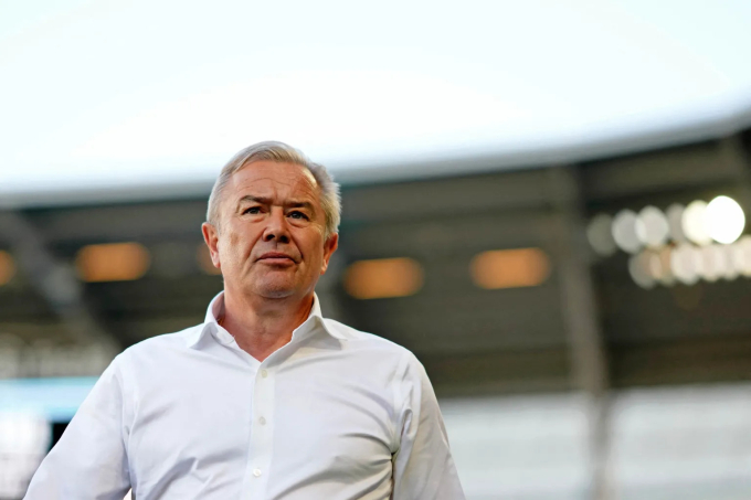 Adrian Heath, cựu cầu thủ và huấn luyện viên người Anh. Ảnh: Reuters