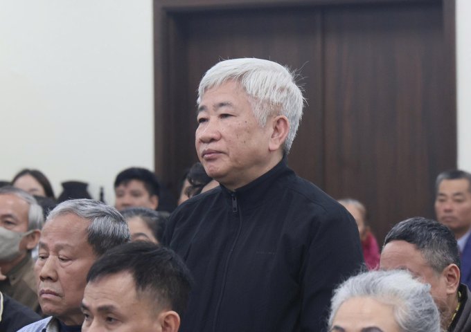Bị cáo Thân Đức Lại, cựu giám đốc Bảo hiểm xã hội tỉnh Bắc Giang. Ảnh: Danh Lam