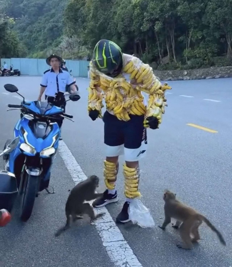 Hình ảnh được cát từ video lan truyền trên mạng xã hội. Ảnh: MXH