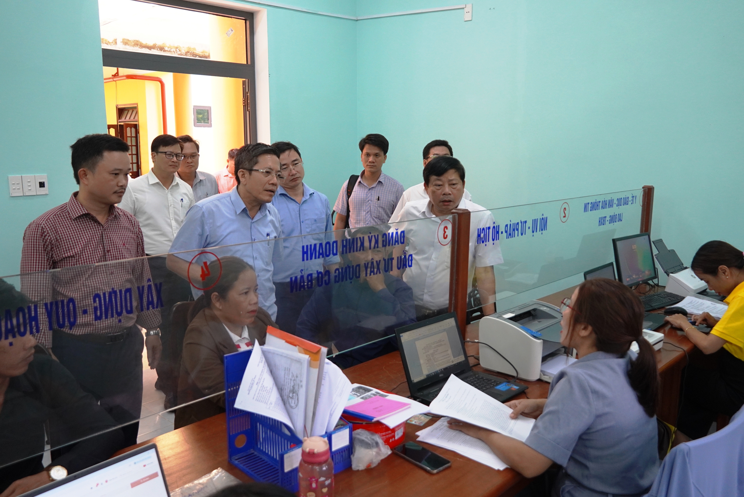 Đà Nẵng ứng dụng AI giải đáp nhanh 2 . 100 Thủ tục hành chính hiệu quả - Ảnh 2.