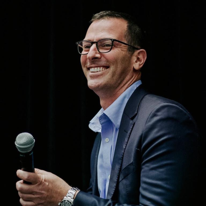 Tamir Pole. Ảnh: Instagram