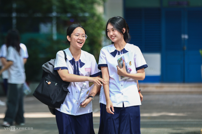 Thí sinh TP HCM dự thi tốt nghiệp THPT năm 2025. Ảnh: Quỳnh Trần