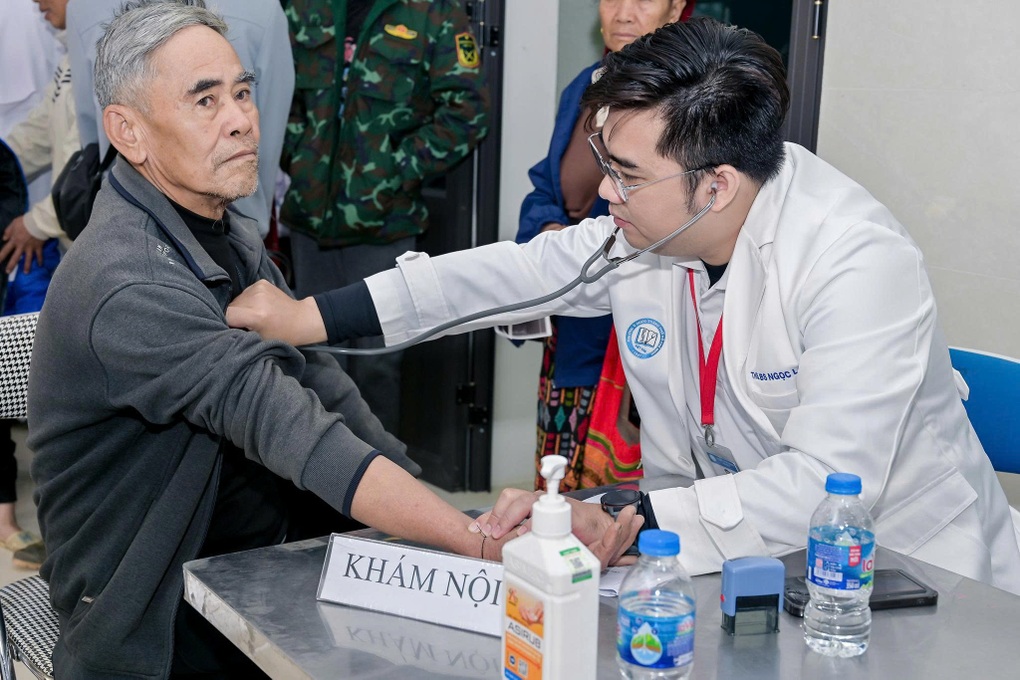 Đại học Y Dược TPHCM chi bao nhiêu tiền cho khoa học công nghệ 3 năm qua? - 2