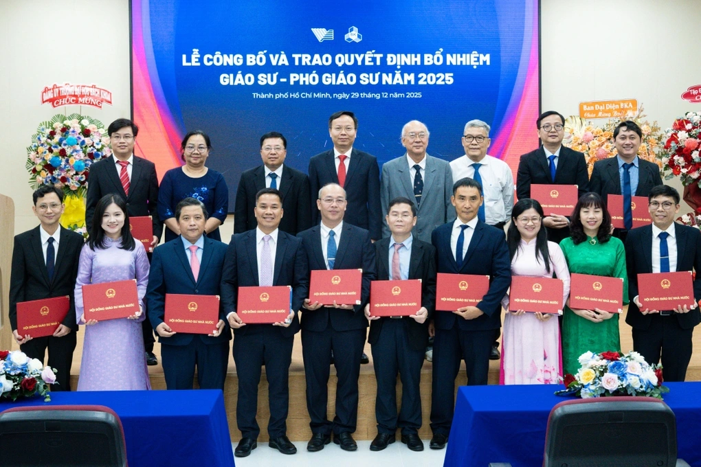 Đại học đầu tiên được tự xét bổ nhiệm giáo sư, phó giáo sư - 1