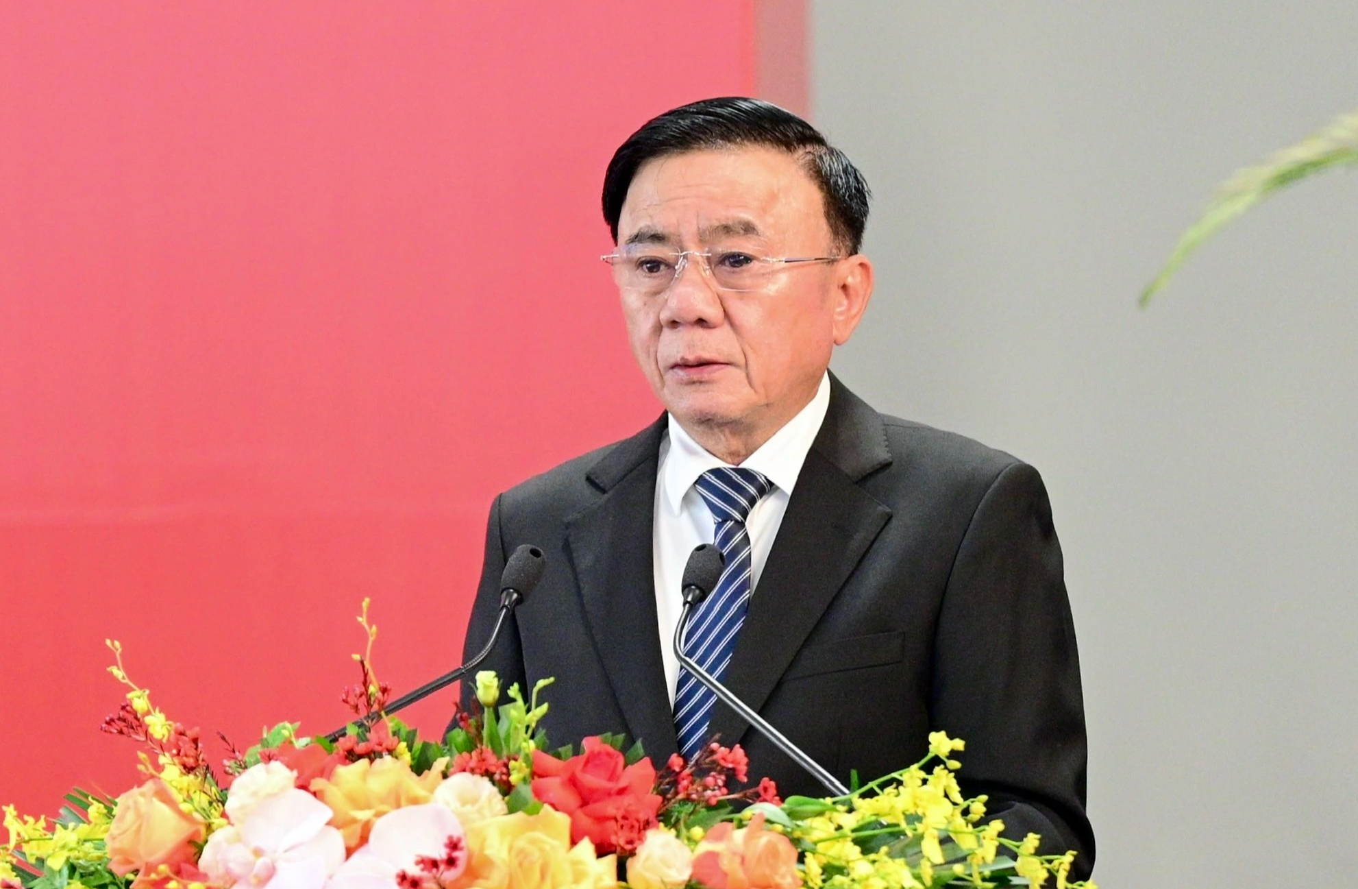 Đại hội XIV sẽ đề xuất sửa đổi Điều lệ Đảng cho phát triển đất nước - Ảnh 1.