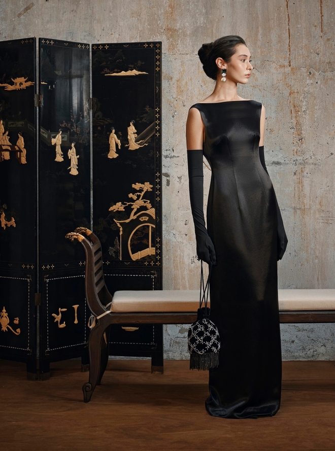 Đầm đen, lựa chọn an toàn nhưng nổi bật cho mọi bữa tiệc - Ảnh 10.