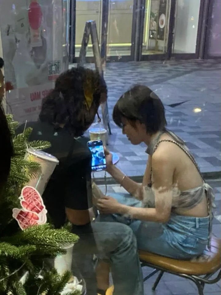 Dân mạng đòi Dân mạng đòi