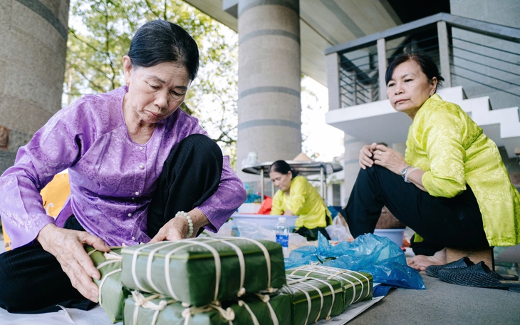 Đặt vé chưa con? - Ảnh 1.