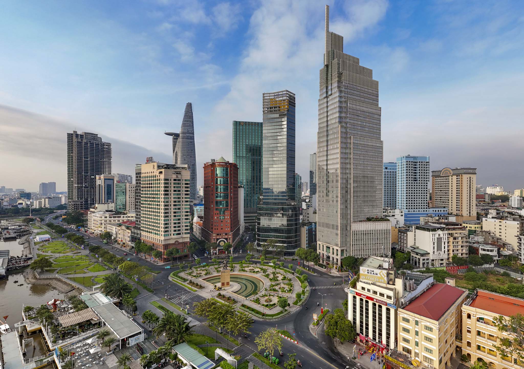 Để TP HCM trở thành trung tâm dịch vụ khu vực - Ảnh 1.