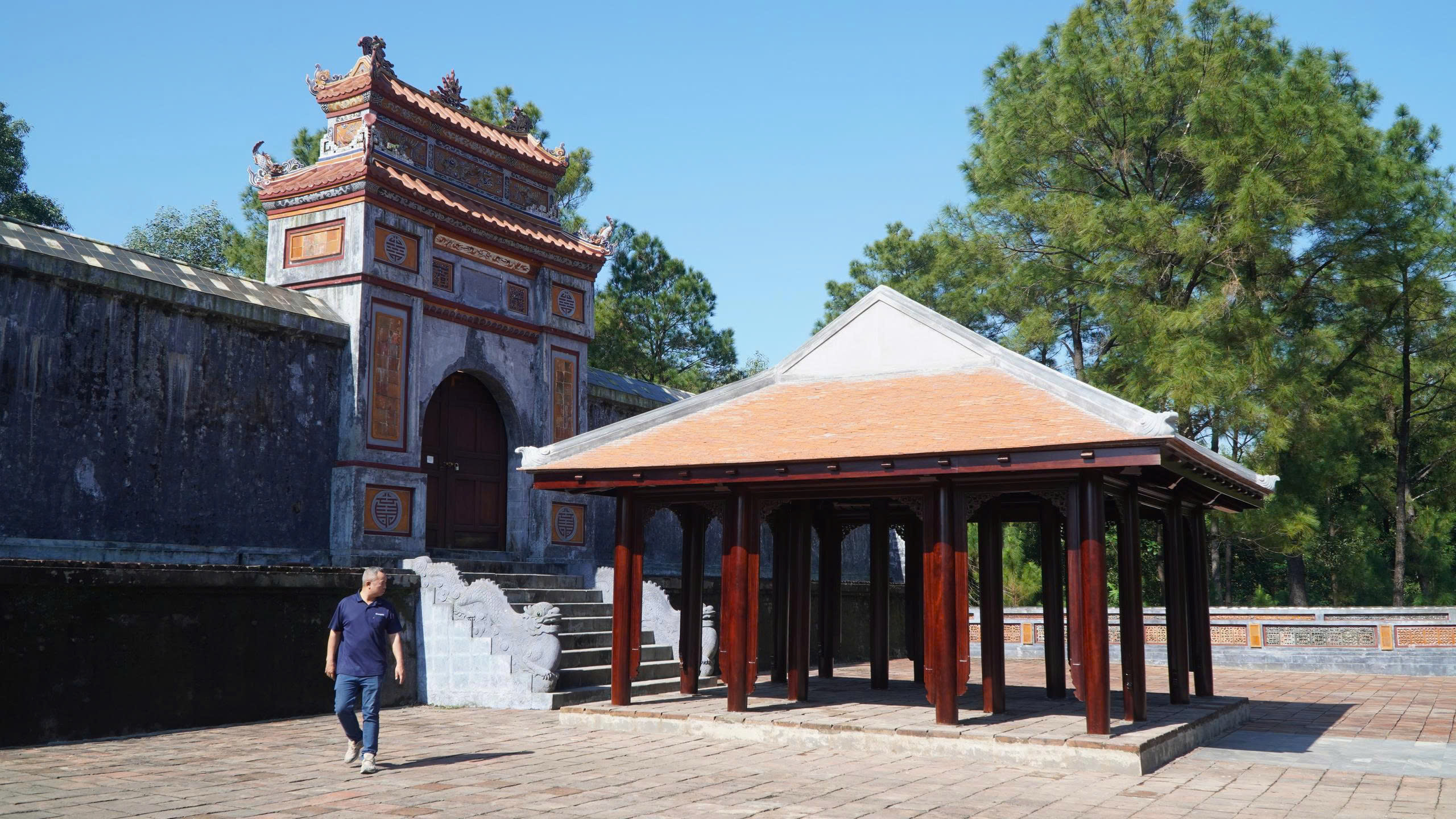 Đề nghị tháo dỡ công trình ‘lạ’ trong di tích lăng hoàng thái hậu Từ Dũ 1 Đề nghị tháo dỡ công trình