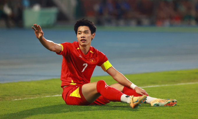 Nguyễn Đình Bắc trong trận Việt Nam thắng Hàn Quốc ở trận tranh giải ba U23 châu Á trên sân King Abdullah Sports City Hall, thành phố Jeddah, Arab Saudi tối 23/1/2026. Ảnh: Ted Trần