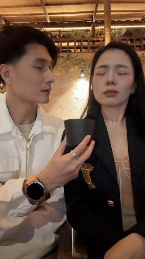 Đời thường của Lệ Quyên và bạn trai Lâm Bảo Châu hút 1 triệu lượt xem 2 Đời thường của Lệ Quyên và bạn trai Lâm Bảo Châu hút 1 triệu lượt xem