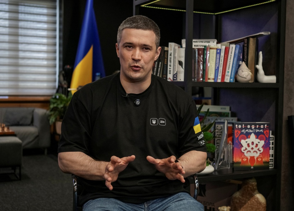 Động thái khẩn của Ukraine khi Nga dùng Starlink săn lùng HIMARS, Patriot - 1