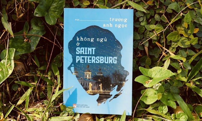 Sách do Nhà xuất bản Phụ nữ Việt Nam phát hành hôm 21/12. Ảnh: Trương Anh Ngọc