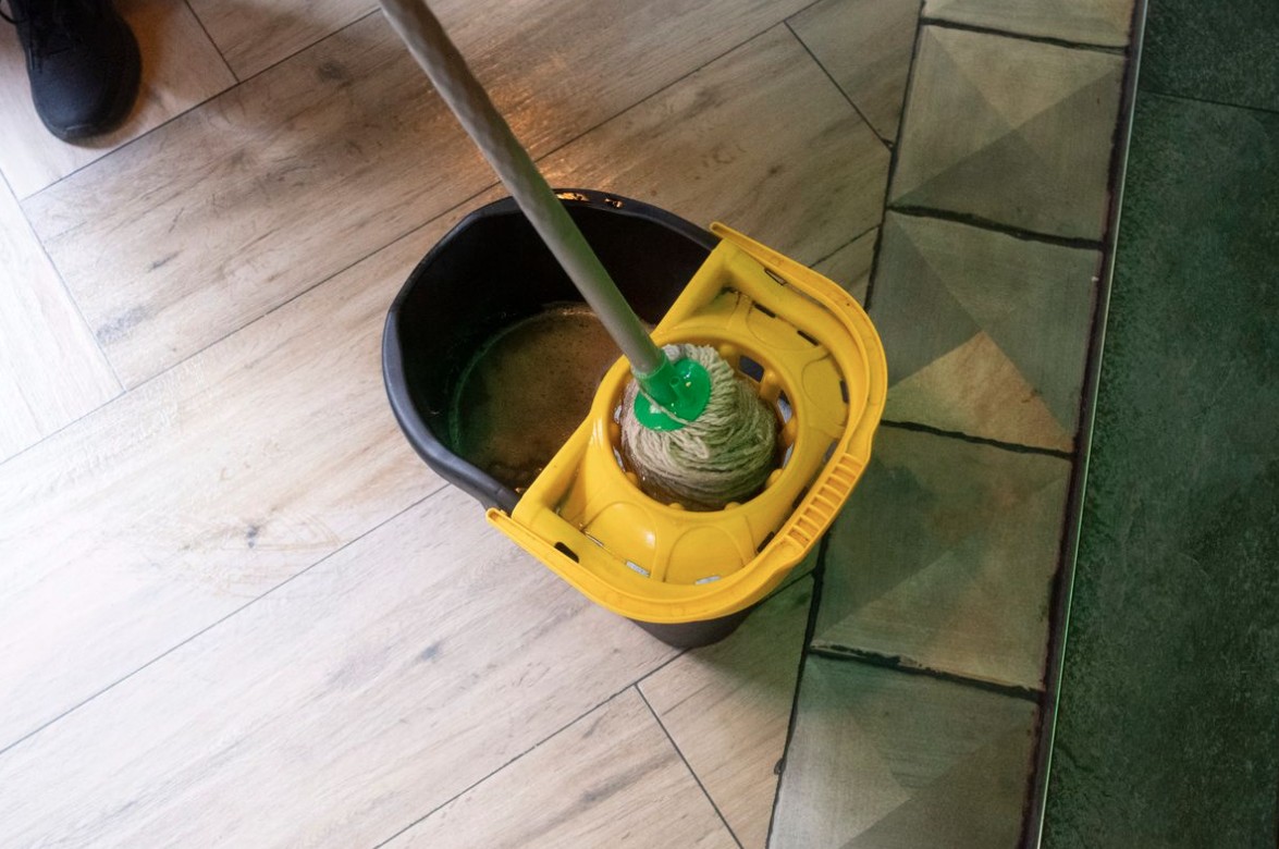 Đừng bao giờ dùng giấm trắng để vệ sinh 5 thứ này trong nhà: Hại nhiều hơn lợi!- Ảnh 1. Đừng bao giờ dùng giấm trắng để vệ sinh 5 thứ này trong nhà: Hại nhiều hơn lợi!- Ảnh 1.