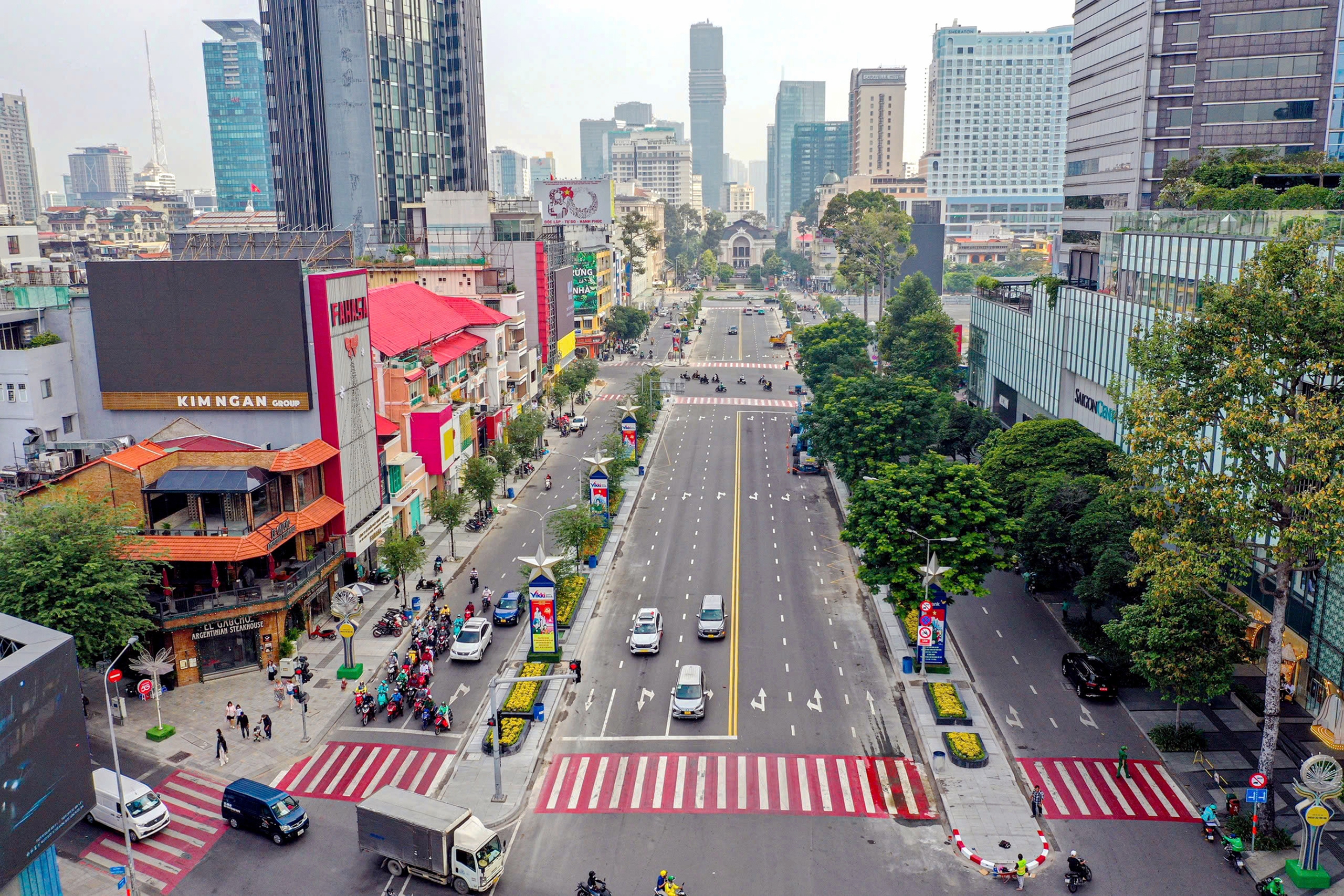 đường Lê Lợi - Ảnh 1.