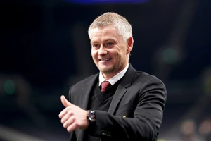 Hé lộ mức lương và tiền thưởng khổng lồ của Solskjaer tại MU