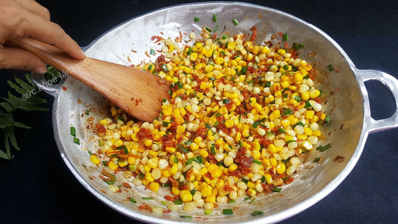 Món bình dân Việt lên đài Hàn Quốc: Giá rẻ, bán vỉa hè, du khách nhận xét 