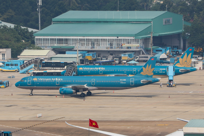 Máy bay tại sân bay Tân Sơn Nhất, tháng 8/2022. Ảnh: Quỳnh Trần