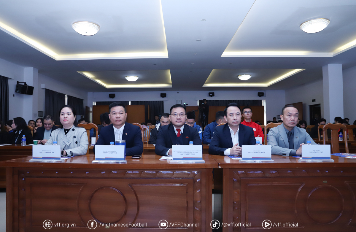 Giải U.19 quốc gia có nhà tài trợ mới, đã xác định xong 3 bảng đấu hấp dẫn- Ảnh 1. Giải U.19 quốc gia có nhà tài trợ mới, đã xác định xong 3 bảng đấu hấp dẫn- Ảnh 1.