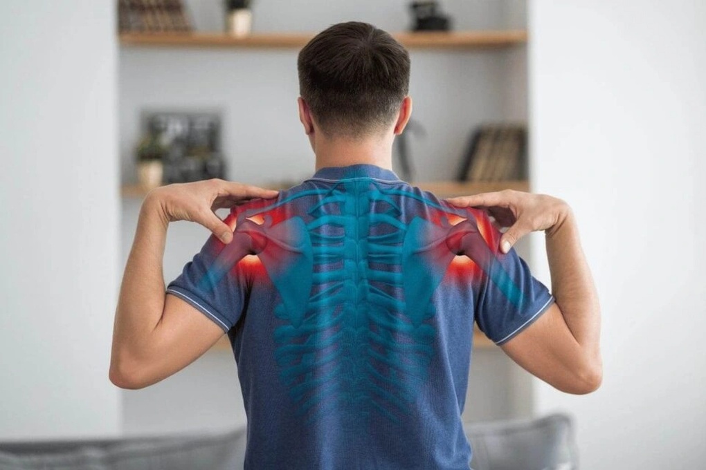 Giơ tay lên là đau, coi chừng viêm gân và tổn thương mô mềm - 1
