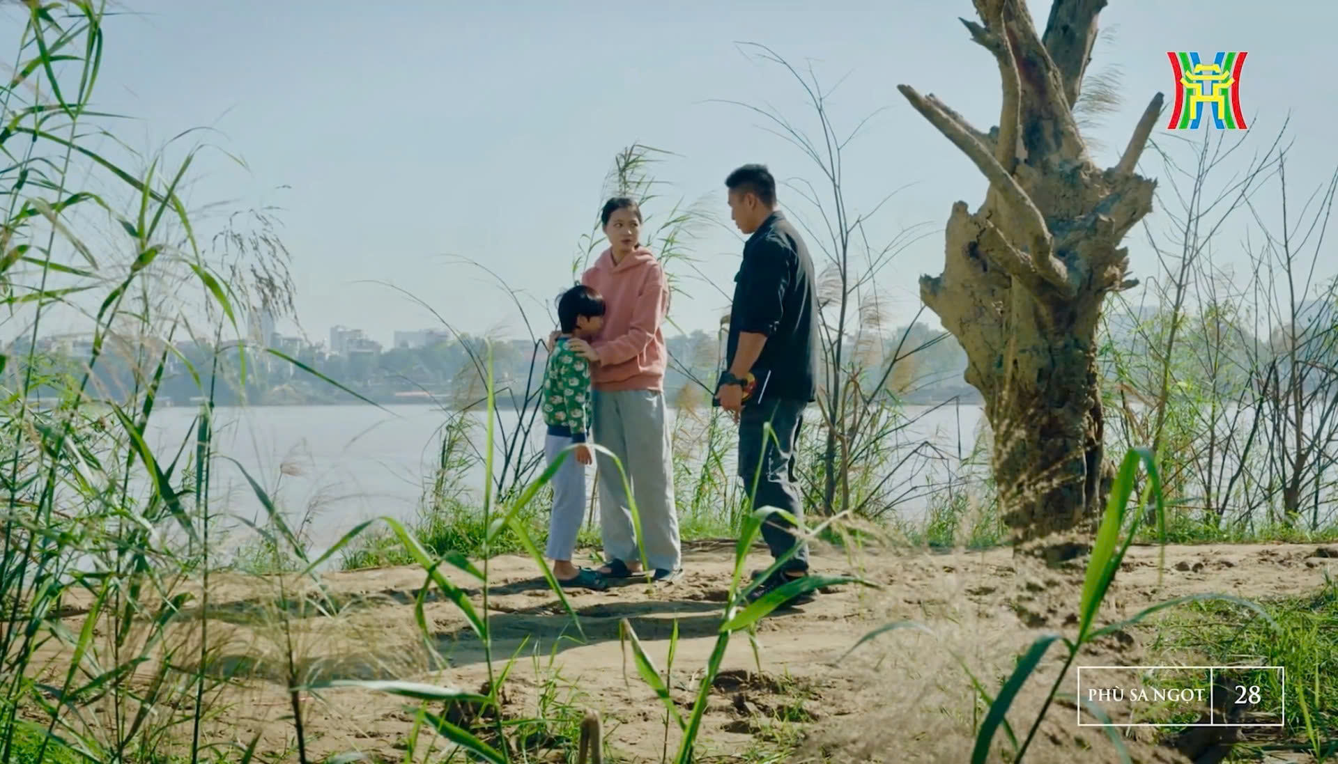 Giữa Hà Nội vội vã, có một nơi yên bình đến lạ mà giới trẻ đang rủ nhau tìm về- Ảnh 1.