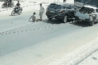 Tài xế bị đánh gục giữa đường ở Tây Ninh