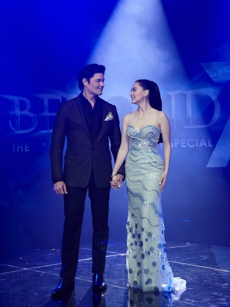 Gu mặc sánh đôi của vợ chồng 'Sao đẹp nhất Philippines' - 2