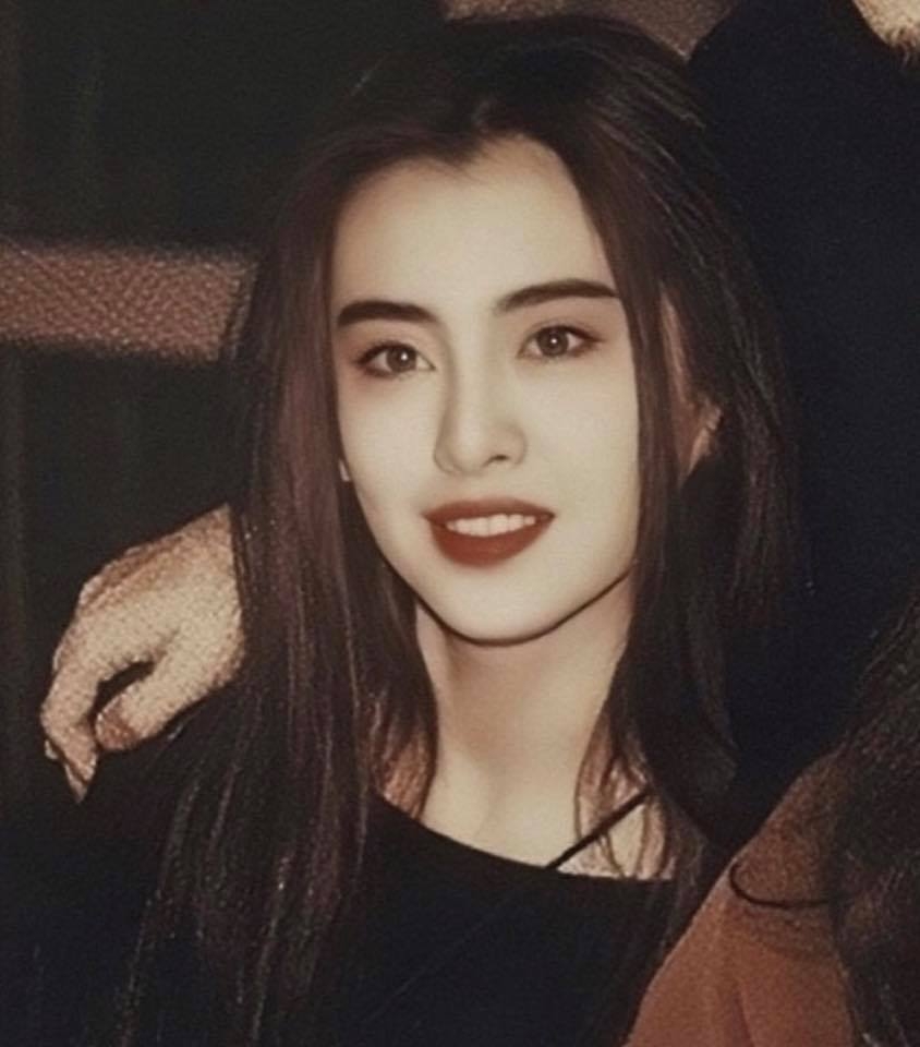 Gương mặt biến dạng thê thảm của mỹ nhân sở hữu nhan sắc 