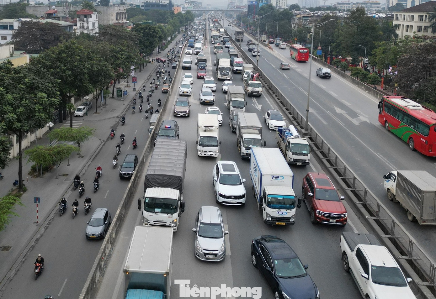 Hà Nội cấm xe tải từ 2 tấn hoạt động trong nội đô vào ban ngày- Ảnh 1.