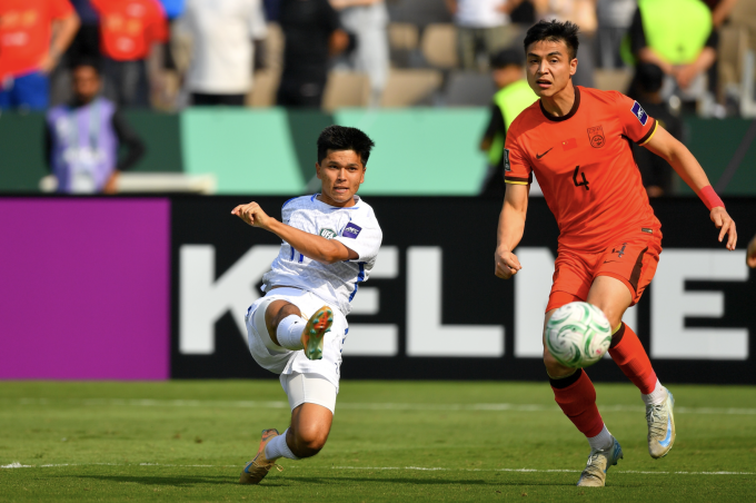 Uzbekistan (áo trắng) hòa Trung Quốc 0-0 rồi thua luân lưu 2-4 tại tứ kết U23 châu Á 2026, trên sân Prince Abdullah Al Faisal ở Jeddah, Arab Saudi ngày 17/1/2026. Ảnh: AFC