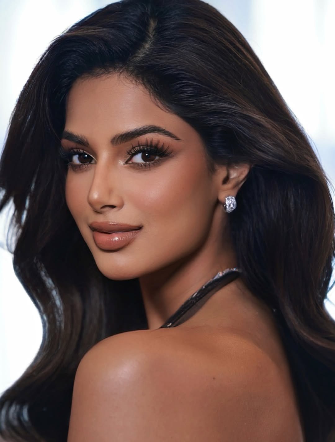 Hai hoa hậu vào top 100 gương mặt đẹp nhất thế giới 1 Hai hoa hậu vào top 100 gương mặt đẹp nhất thế giới - 1