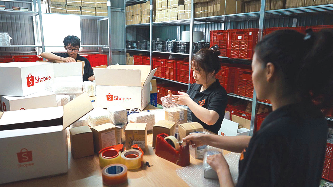 Hành trình 10 năm đồng hành cùng người bán 1 Shopee: Hành trình 10 năm đồng hành cùng người bán - Ảnh 1.