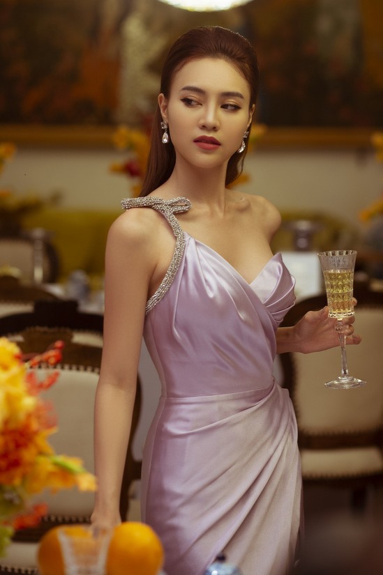 Hết kiên nhẫn với Ninh Dương Lan Ngọc- Ảnh 1.