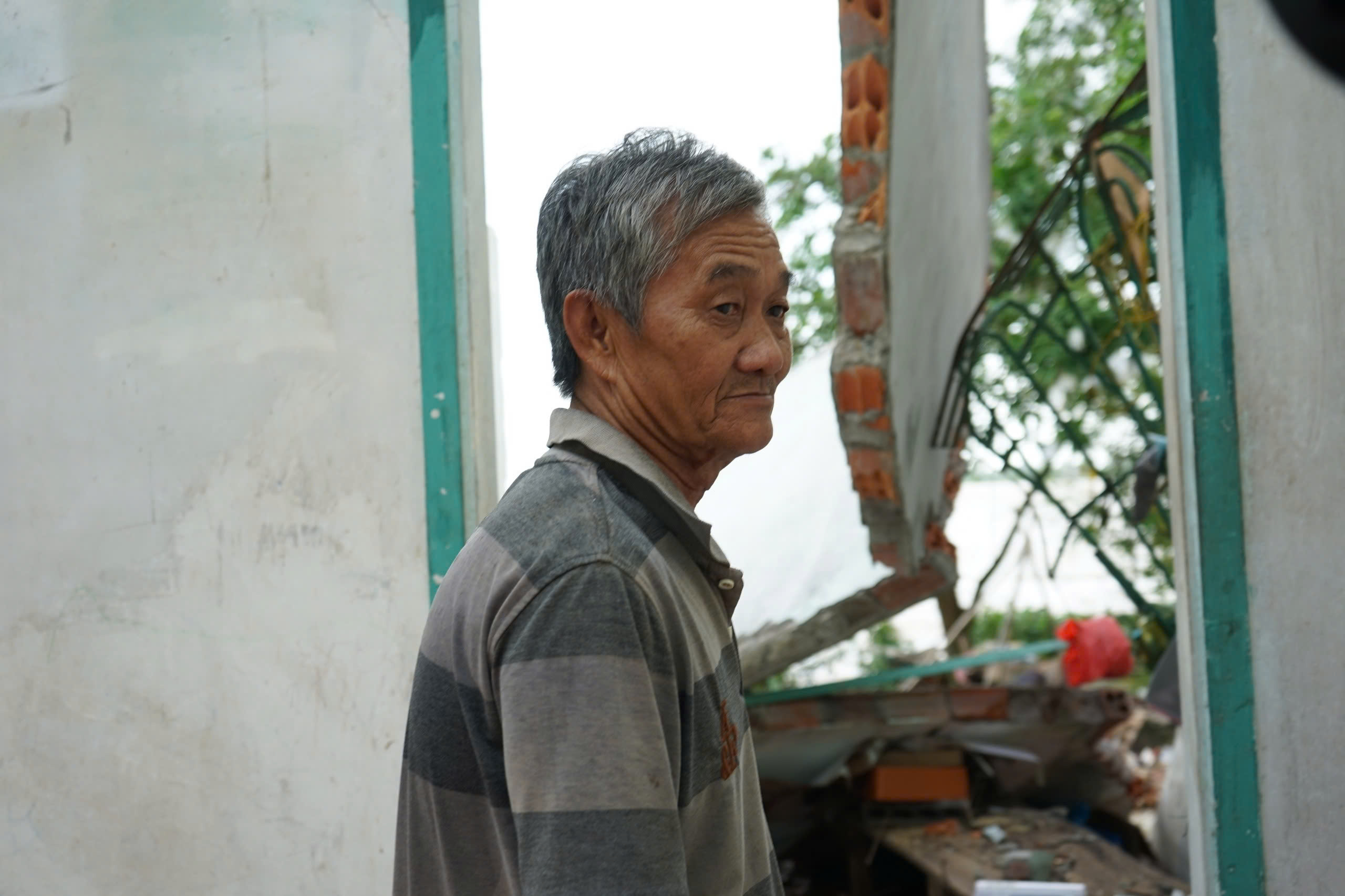 Nhiều nhà dân bị sập do thiên tai, Đồng Tháp hỗ trợ 40 triệu đồng mỗi hộ - Ảnh 1.