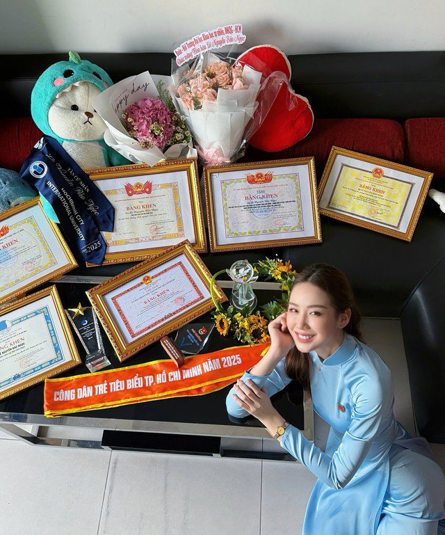 Hoa hậu Bảo Ngọc thông báo khẩn trên trang cá nhân 3 Cách đây không lâu, Hoa hậu Bảo Ngọc được vinh danh là Công dân Trẻ Xuất sắc Thành phố Hồ Chí Minh của năm 2025.
