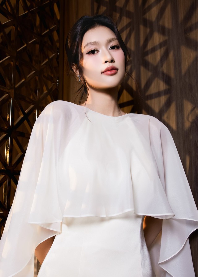 Hoa hậu Đoàn Thiên Ân phân trần về thái độ lạ với fan nữ- Ảnh 2.