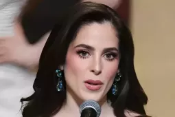 Hoa hậu Hoàn vũ nói vụ mua giải, được dọn đường đăng quang