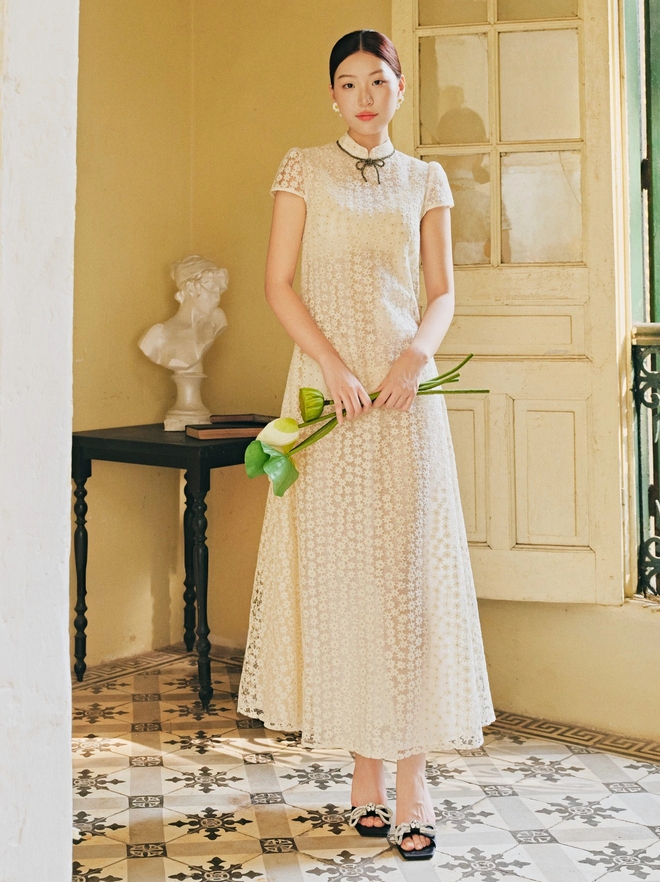 Hóa qúy cô cổ điển với trang phục trắng đen sang trọng cho mọi dịp - Ảnh 8.