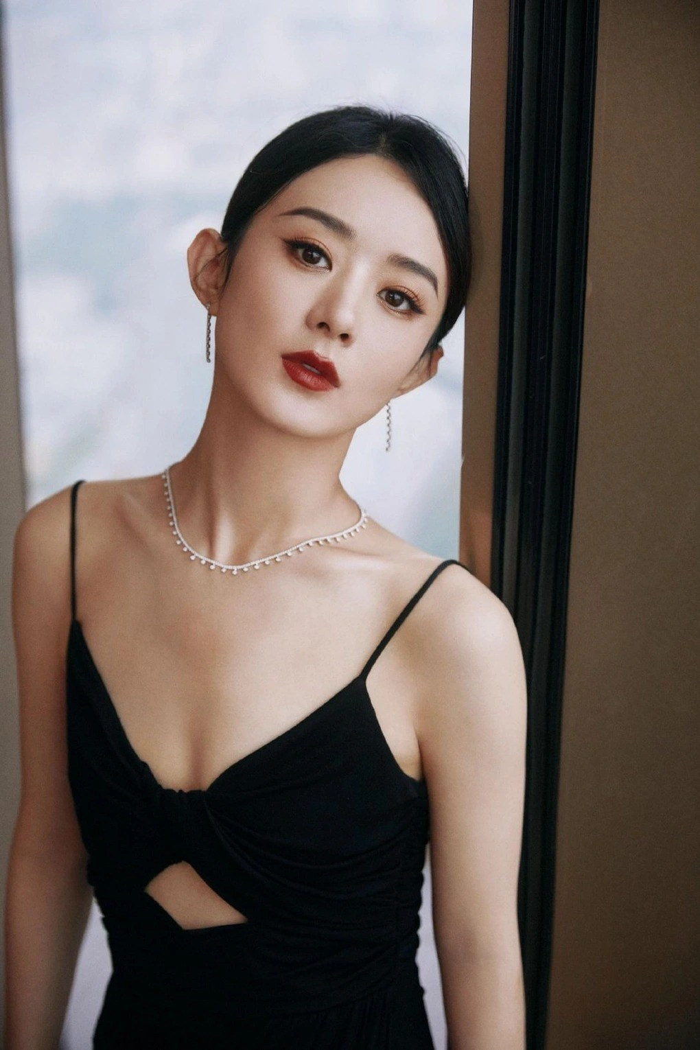 Hoen ố hình ảnh nghệ sĩ văng tục với khán giả- Ảnh 1.