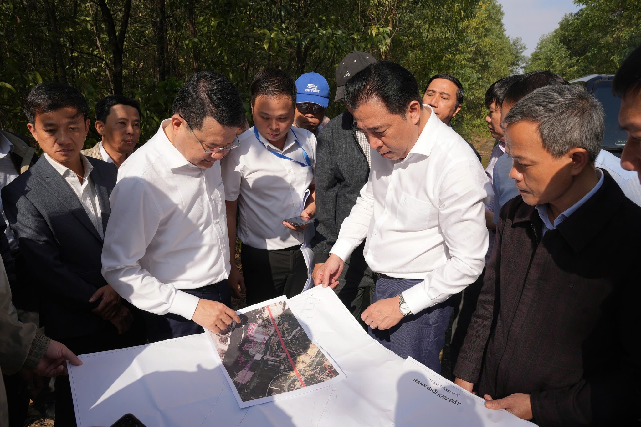 Huế phê duyệt dự án xây cầu qua Cồn Hến 2.200 tỉ đồng- Ảnh 1.